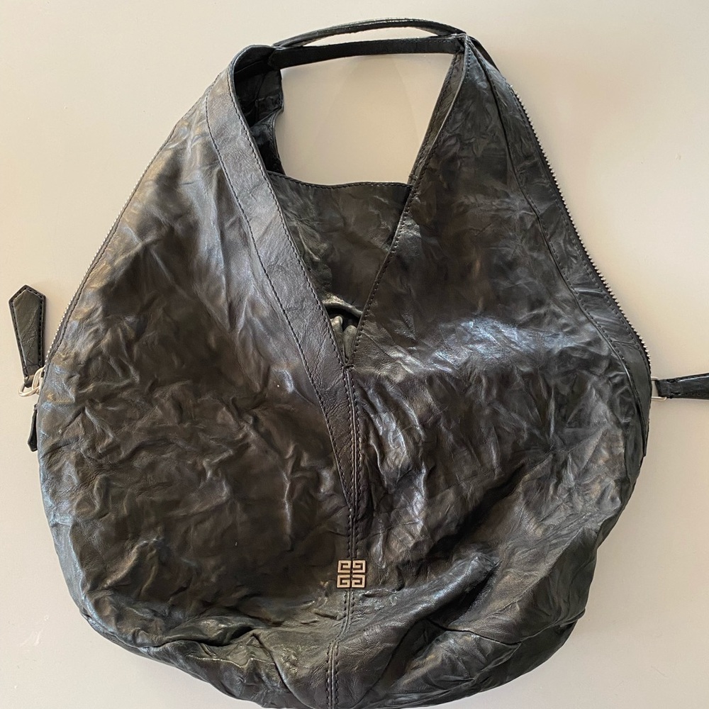 Givechy Black Shoulder Bag